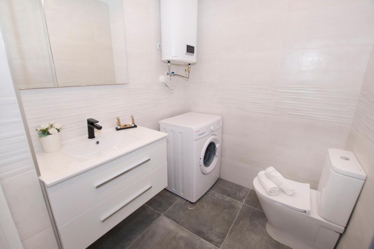 Cosy Apartment Close To Sea, Wifi, Air Cond Calpe Luaran gambar